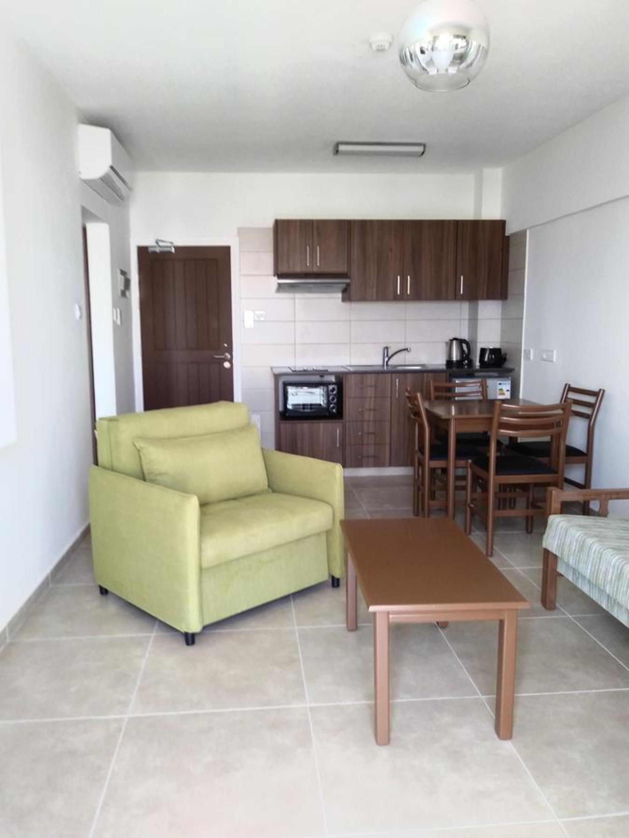 Livas Hotel Apartments Pernera Exterior foto